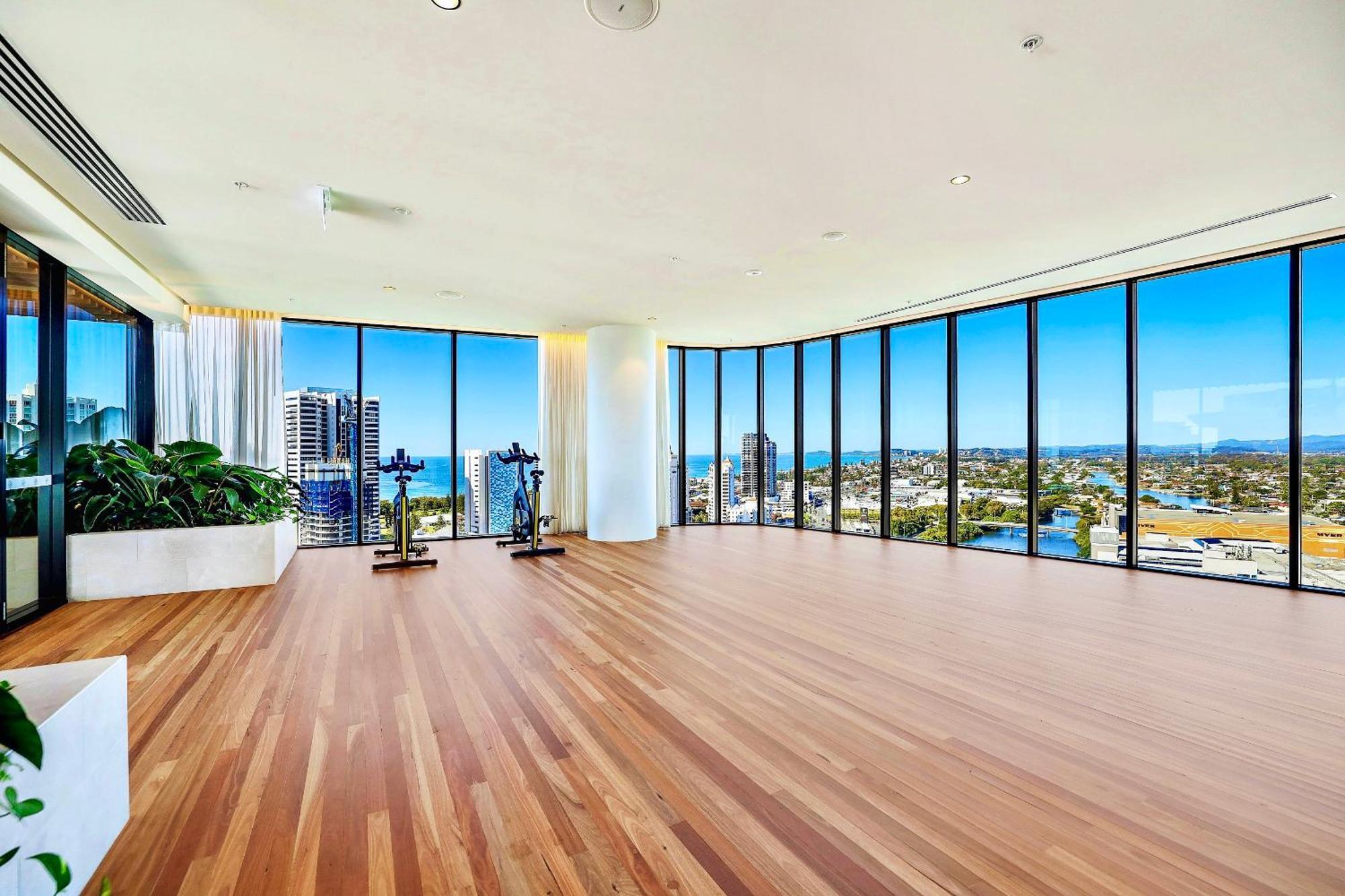 Luxury S Casino Residences Broadbeach - Holiday Paradise Gold Coast Bagian luar foto